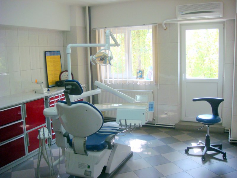 Dentist Crangasi - cabinet stomatologic